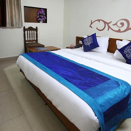 Hotel Campus Ahmedabad Exterior foto